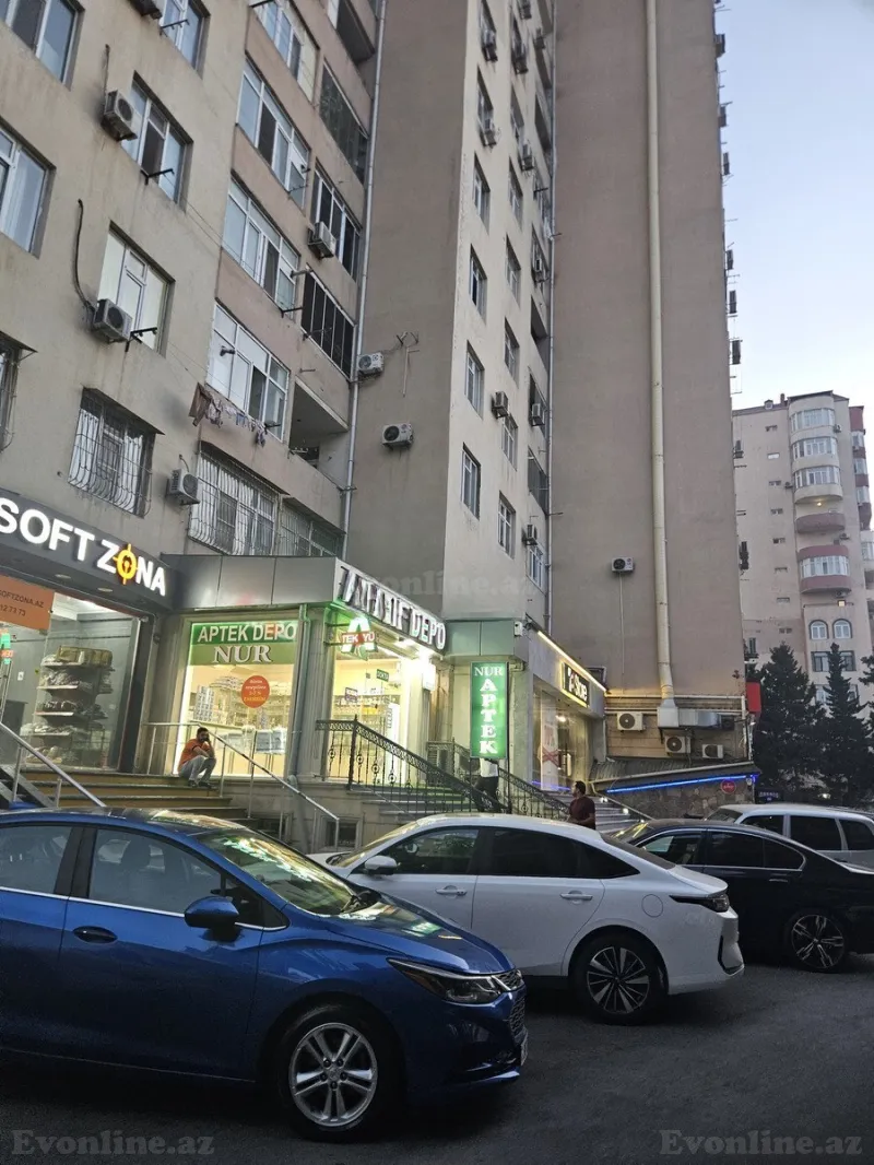 Kirayə verilir 3 otaqlı Mənzil Yeni tikili 135 m² 8-ci mikrorayon - şəkil 6