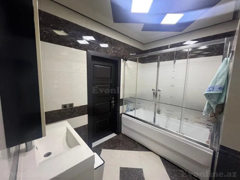 Satılır 3 otaqlı Mənzil Yeni tikili 136 m² Yasamal - şəkil 3