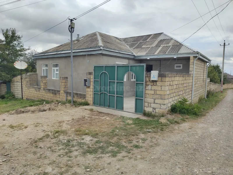 4 otaqlı Həyət evi 150 m² Quba Satılır
