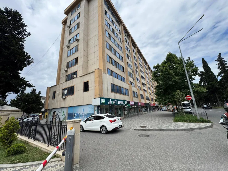 4 otaqlı Mənzil 100 m² Bakıxanov Satılır