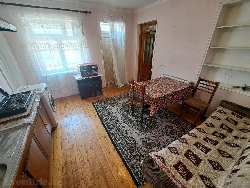 Kirayə verilir 2 otaqlı Həyət evi 50 m² Binəqədi r.