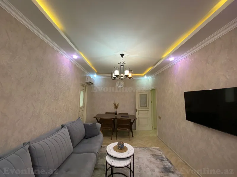 Satılır 2 otaqlı Mənzil Köhnə tikili 75 m² 9-cu mikrorayon - şəkil 2
