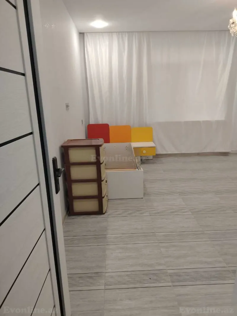Kirayə verilir 2 otaqlı Mənzil Yeni tikili 70 m² Şəki