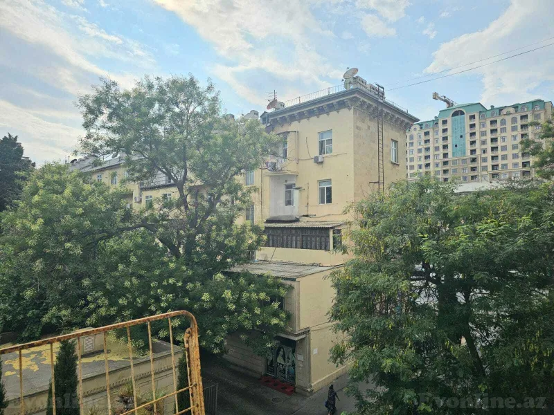Kirayə verilir 4 otaqlı Mənzil Köhnə tikili 125 m² Nəriman Nərimanov m. - şəkil 7