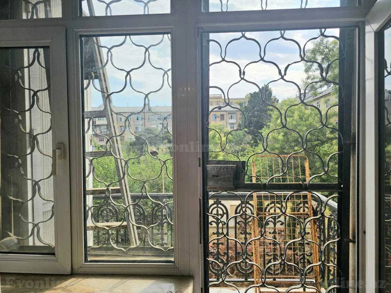 Kirayə verilir 4 otaqlı Mənzil Köhnə tikili 125 m² Nəriman Nərimanov m. - şəkil 9