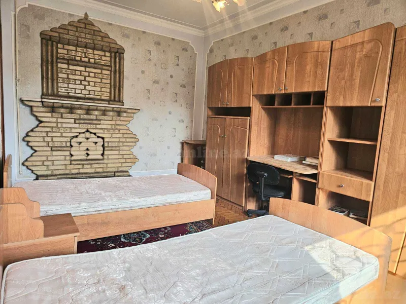 Kirayə verilir 4 otaqlı Mənzil Köhnə tikili 125 m² Nəriman Nərimanov m. - şəkil 13