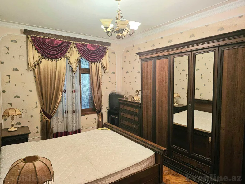 Kirayə verilir 4 otaqlı Mənzil Köhnə tikili 125 m² Nəriman Nərimanov m. - şəkil 14