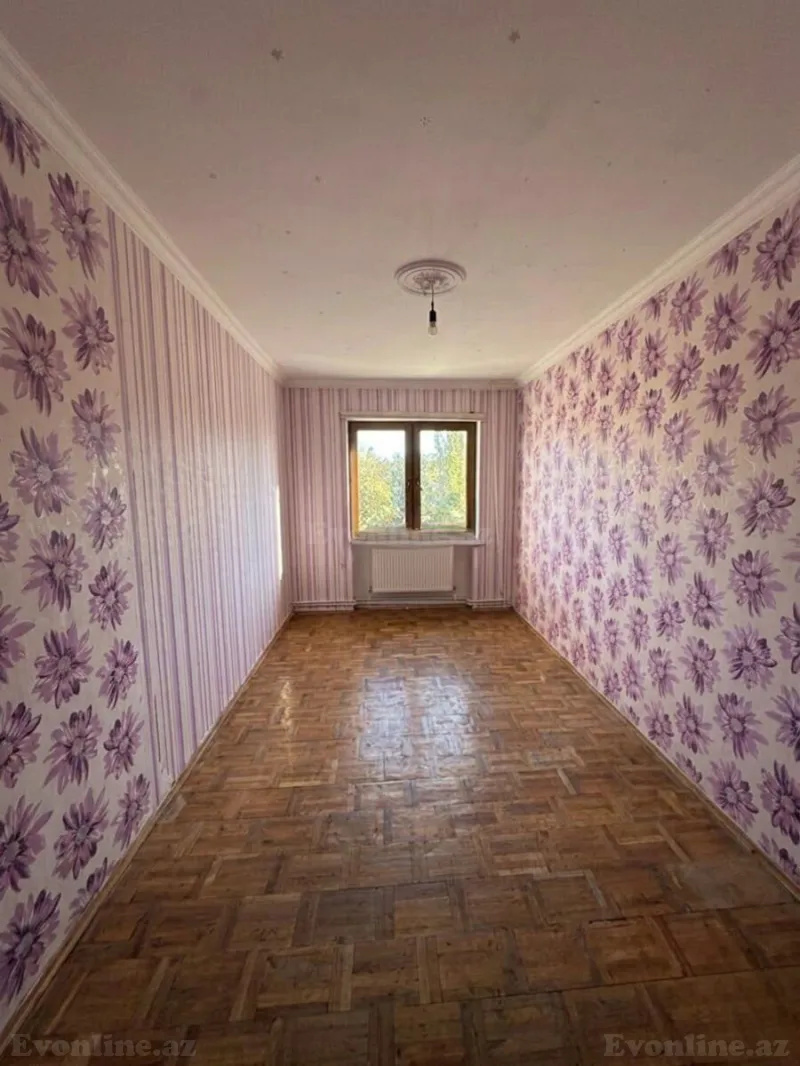 Satılır 4 otaqlı Mənzil Köhnə tikili 115 m² Neftçilər m. - şəkil 4
