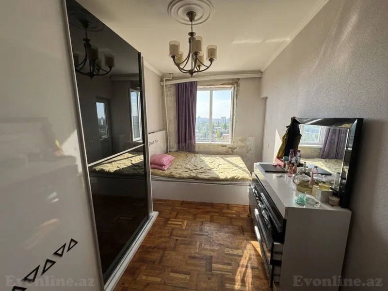 Satılır 4 otaqlı Mənzil Köhnə tikili 115 m² Neftçilər m. - şəkil 8