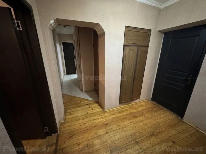 Satılır 4 otaqlı Mənzil Köhnə tikili 115 m² Neftçilər m. - şəkil 15