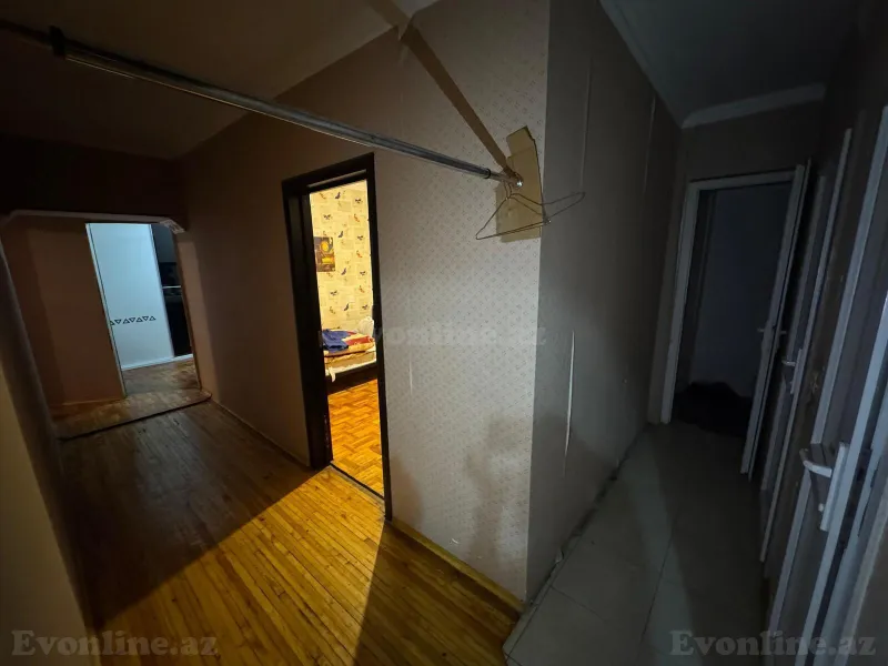Satılır 4 otaqlı Mənzil Köhnə tikili 115 m² Neftçilər m. - şəkil 18