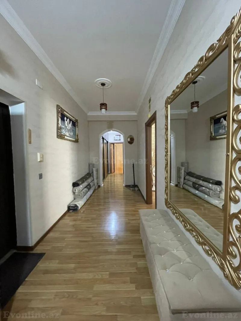Satılır 3 otaqlı Mənzil Yeni tikili 93 m² Gəncə
