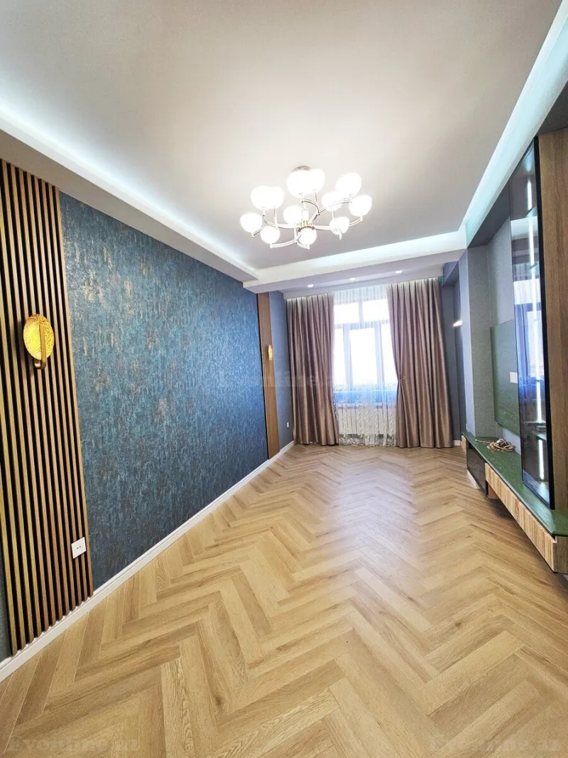 Satılır 3 otaqlı Mənzil Yeni tikili 87 m² Neftçilər m. - şəkil 2