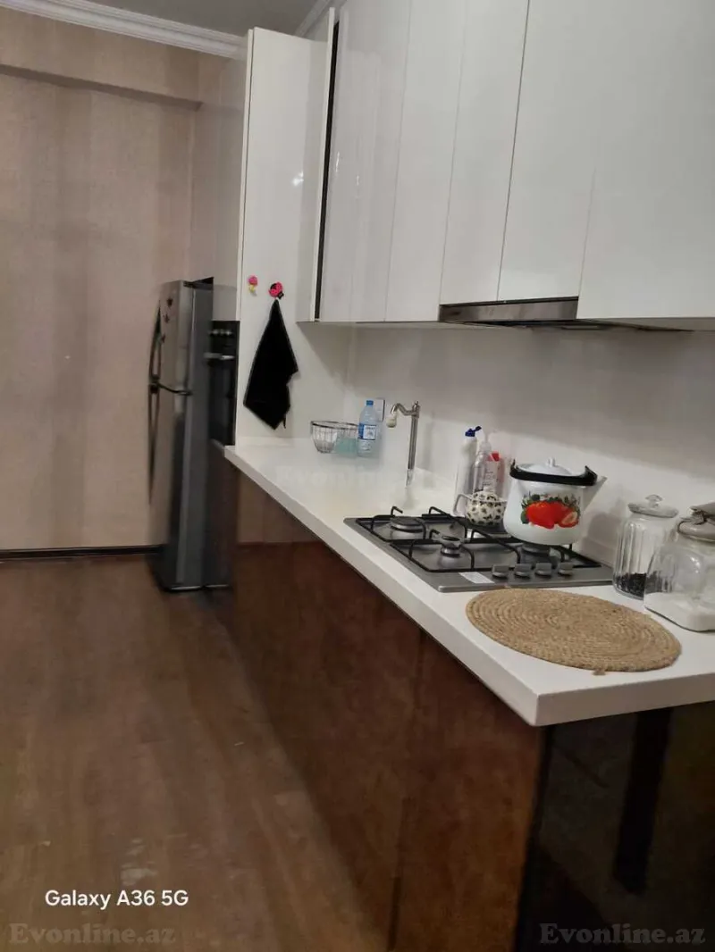 Kirayə verilir 2 otaqlı Mənzil Yeni tikili 76 m² 28 May m. - şəkil 2