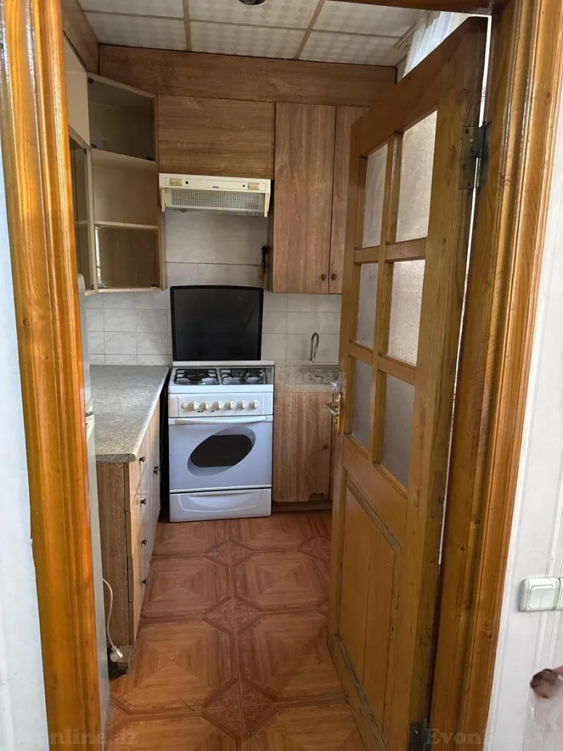 Satılır 3 otaqlı Mənzil Köhnə tikili 75 m² Gənclik m. - şəkil 7