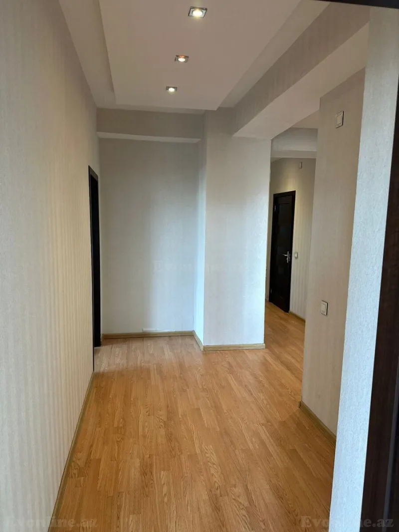 Kirayə verilir Ofis 150 m² Nizami m. - şəkil 15