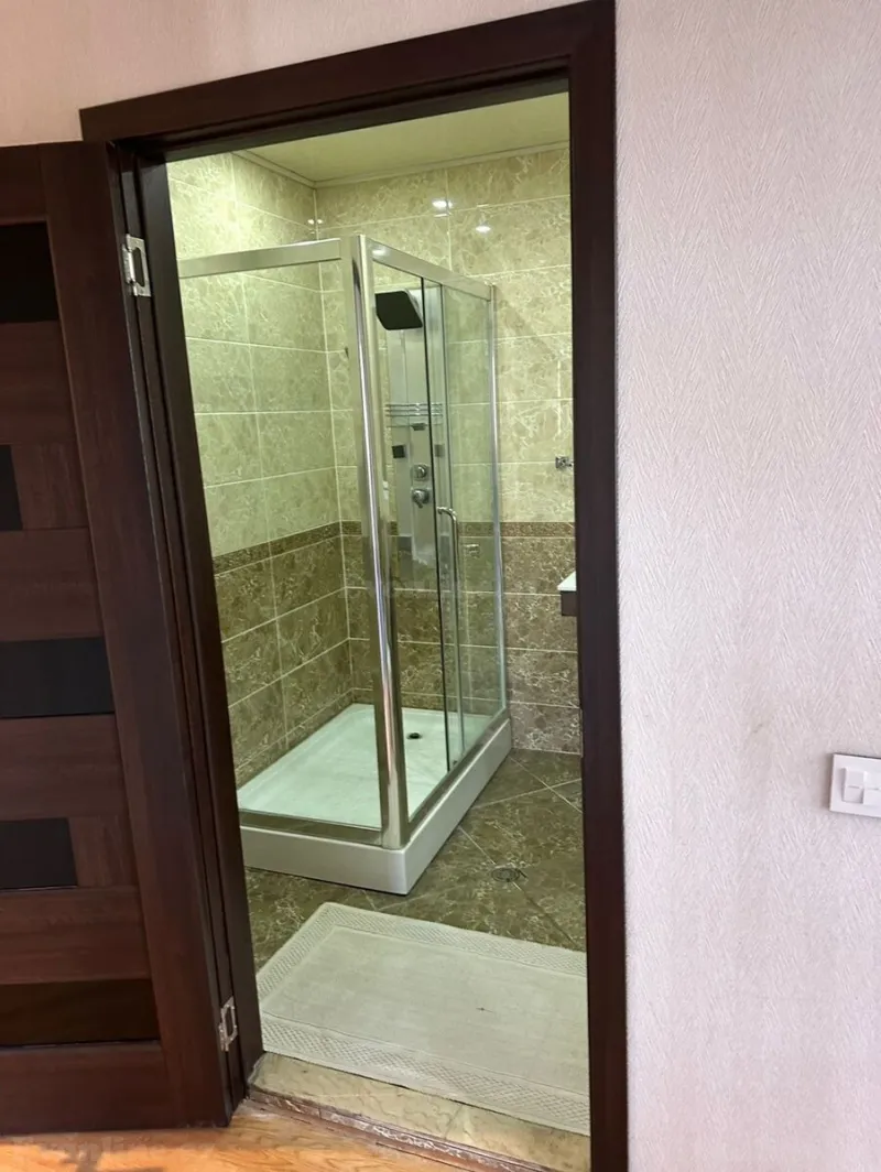 Kirayə verilir Ofis 150 m² Nizami m. - şəkil 19