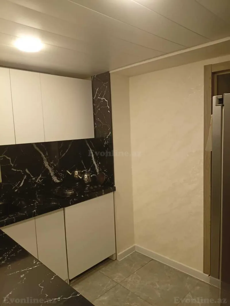 Satılır 3 otaqlı Mənzil Köhnə tikili 60 m² Elmlər Akademiyası m. - şəkil 6