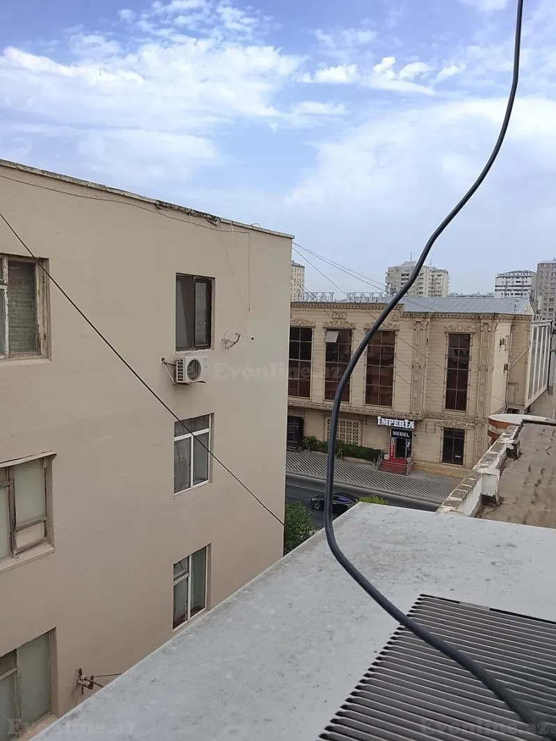 Satılır 1 otaqlı Mənzil Köhnə tikili 35 m² Yasamal - şəkil 10