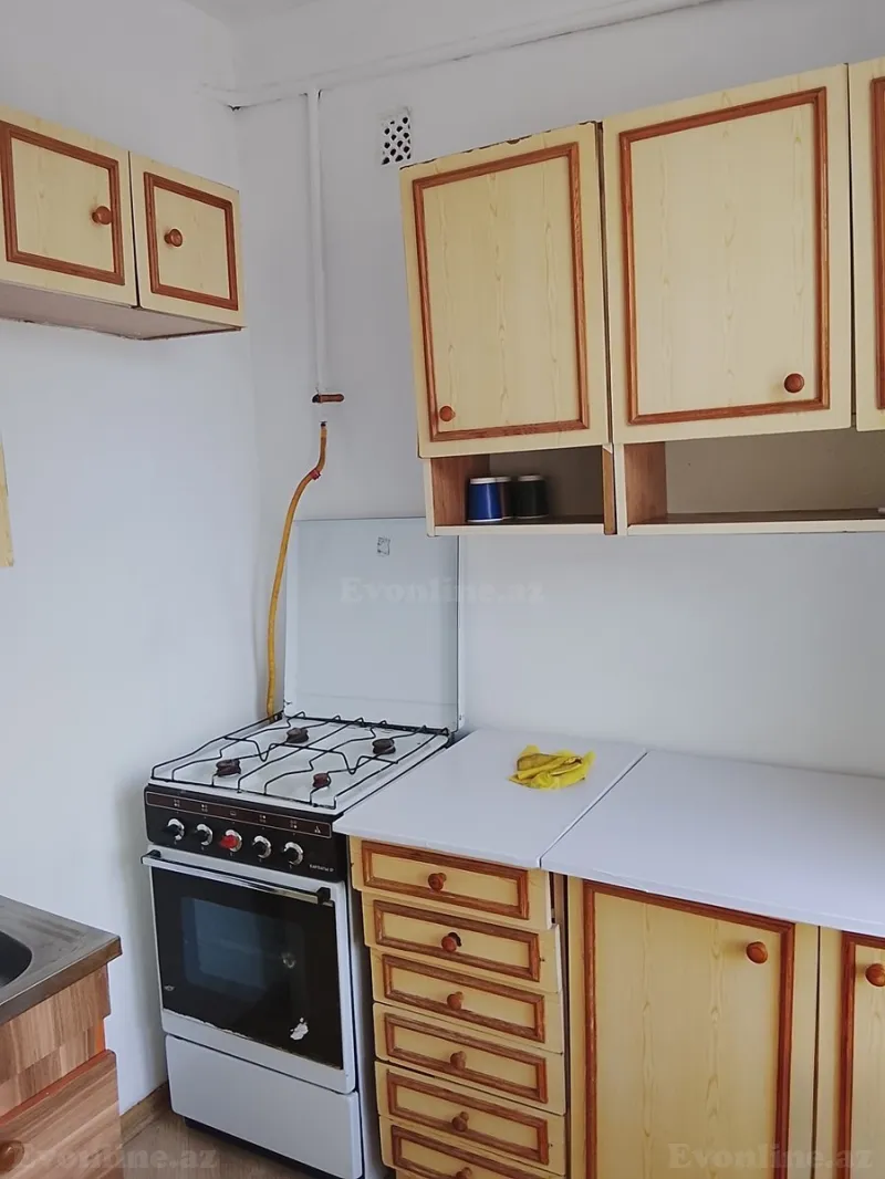 Satılır 1 otaqlı Mənzil Köhnə tikili 35 m² Yasamal - şəkil 16
