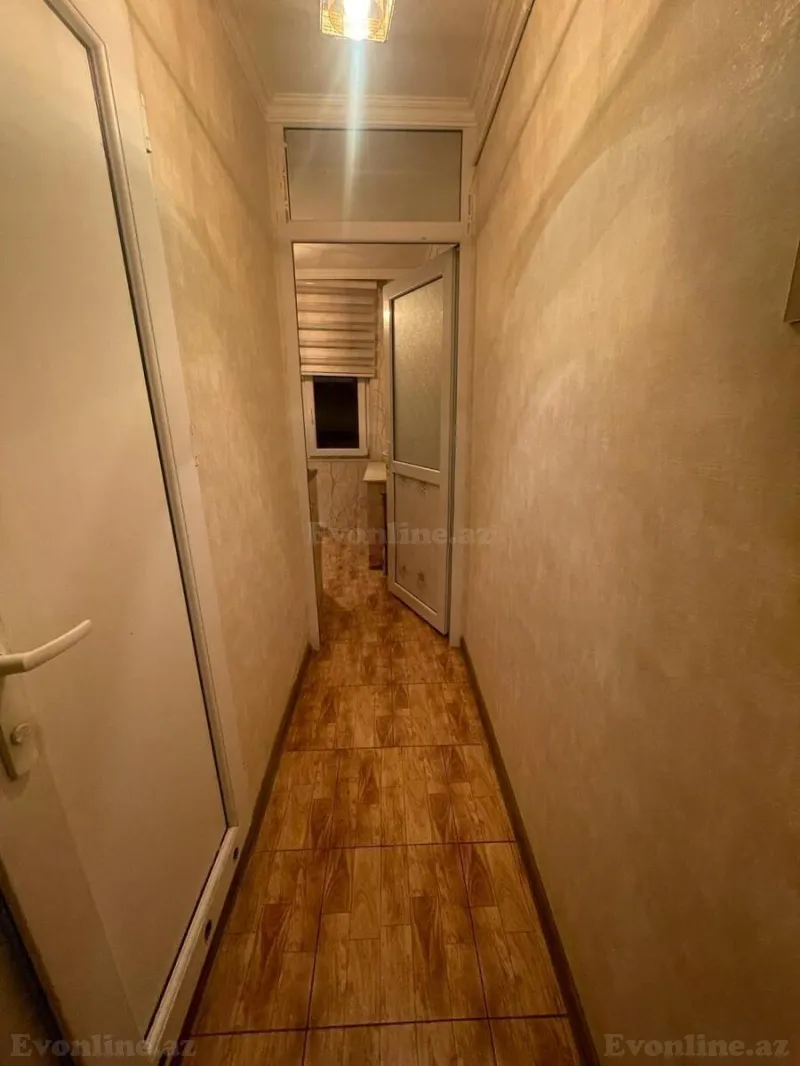 Kirayə verilir 1 otaqlı Mənzil Köhnə tikili 40 m² Neftçilər m. - şəkil 4