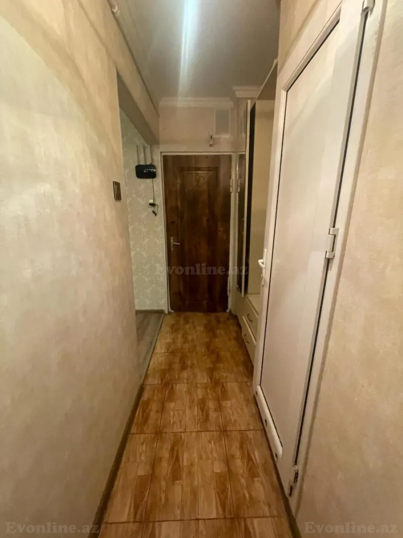 Kirayə verilir 1 otaqlı Mənzil Köhnə tikili 40 m² Neftçilər m. - şəkil 6