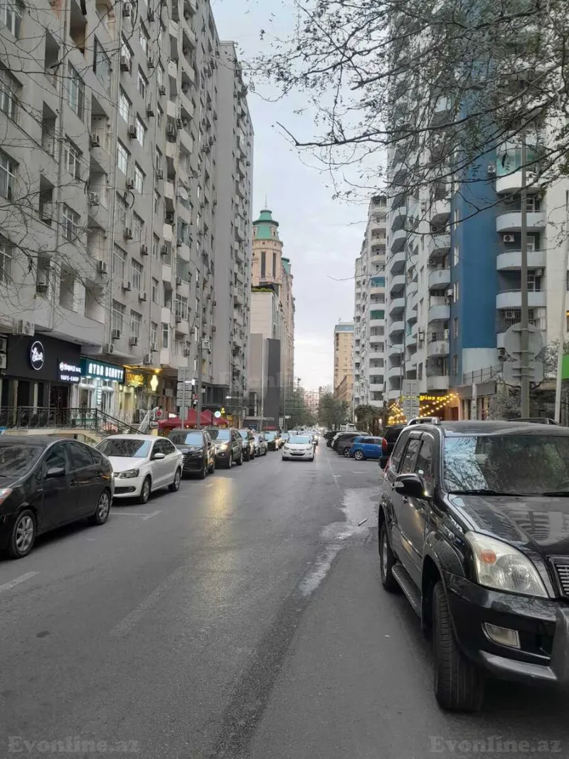 Satılır 2 otaqlı Mənzil Yeni tikili 70 m² Nizami m.