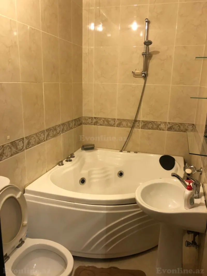 Satılır 2 otaqlı Mənzil Yeni tikili 70 m² Nizami m. - şəkil 13