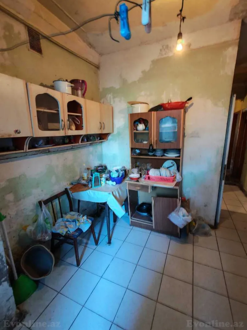 Satılır 3 otaqlı Mənzil Köhnə tikili 85 m² Xalqlar Dostluğu m. - şəkil 8