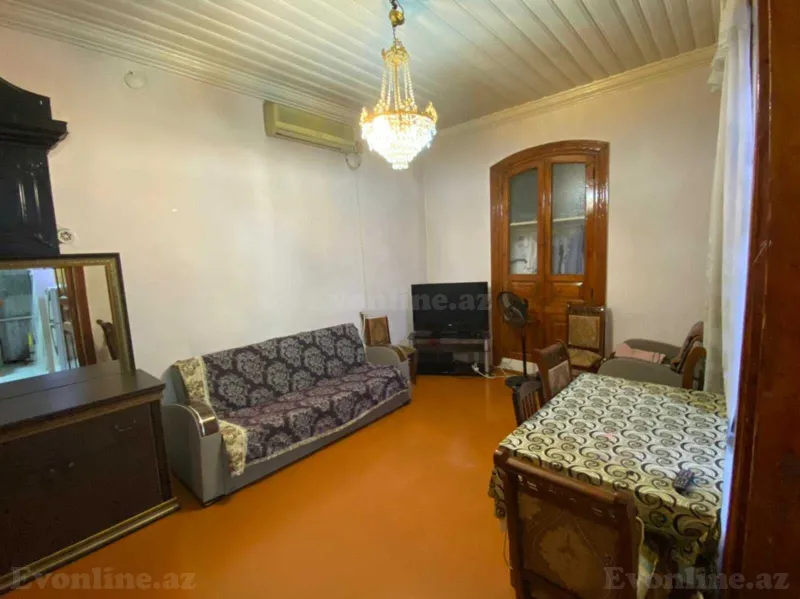 Kirayə verilir 2 otaqlı Mənzil Köhnə tikili 44 m² Səbail r. - şəkil 3