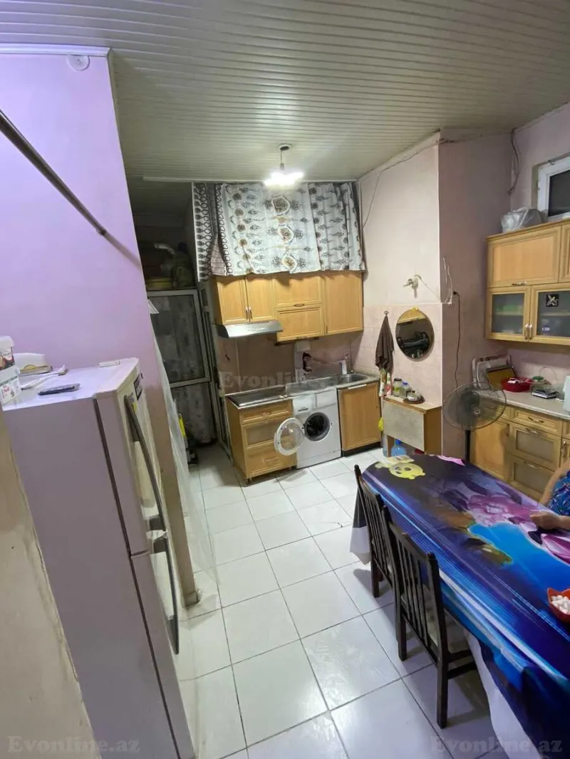 Kirayə verilir 2 otaqlı Mənzil Köhnə tikili 44 m² Səbail r. - şəkil 4