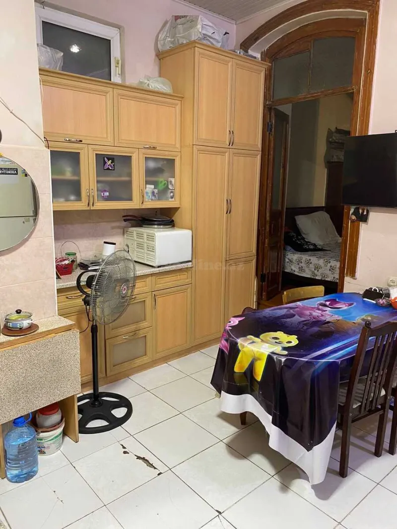 Kirayə verilir 2 otaqlı Mənzil Köhnə tikili 44 m² Səbail r. - şəkil 5