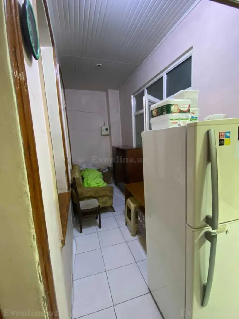 Kirayə verilir 2 otaqlı Mənzil Köhnə tikili 44 m² Səbail r. - şəkil 6