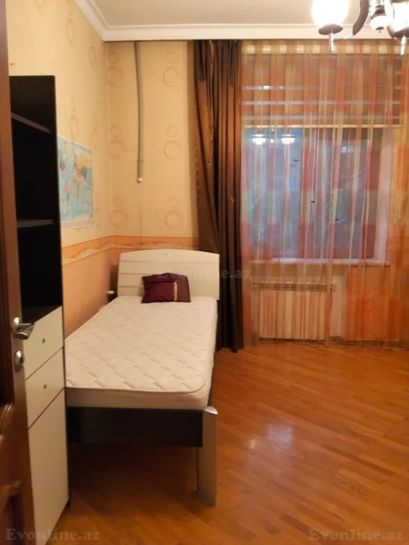 Kirayə verilir 3 otaqlı Mənzil Köhnə tikili 100 m² Elmlər Akademiyası m. - şəkil 6