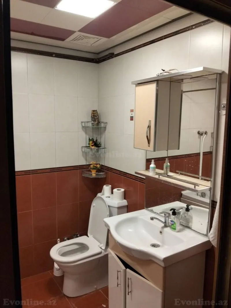 Kirayə verilir 3 otaqlı Mənzil Köhnə tikili 100 m² Elmlər Akademiyası m. - şəkil 9