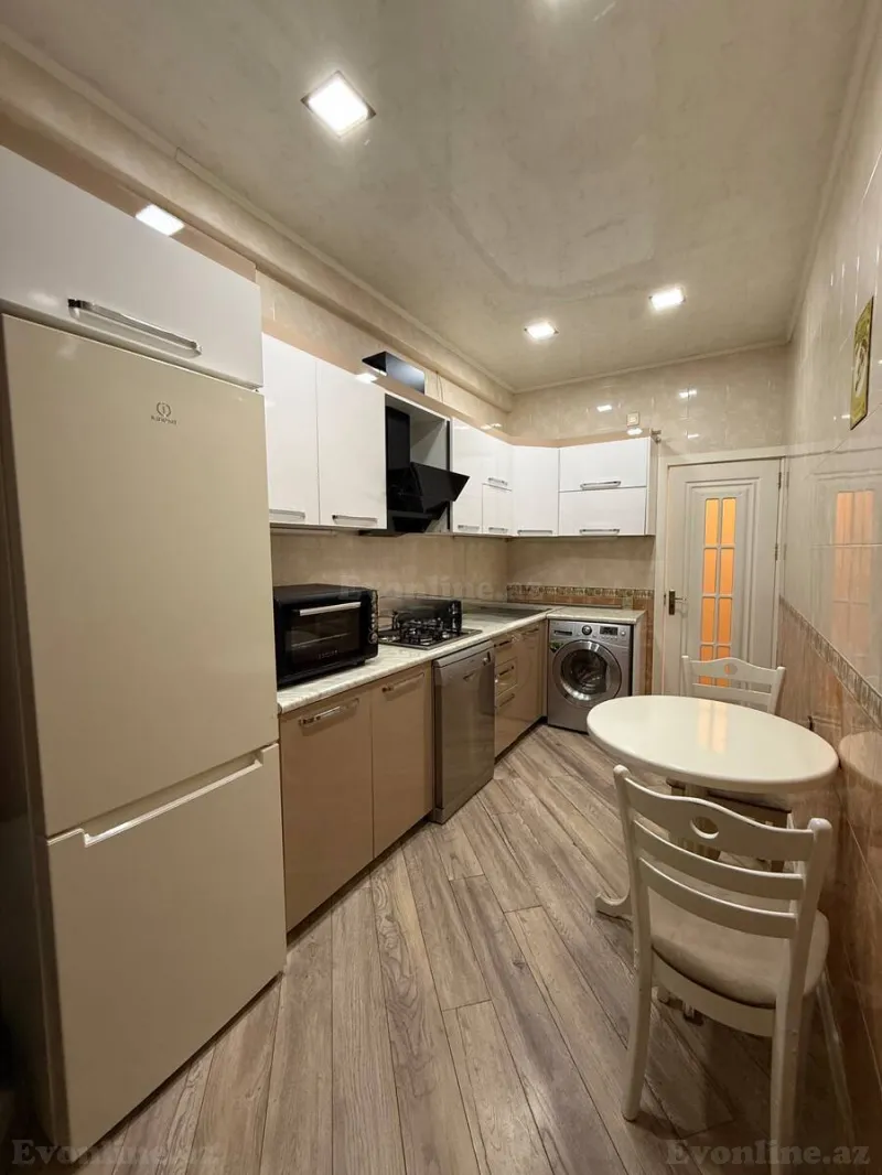 Kirayə verilir 2 otaqlı Mənzil Yeni tikili 60 m² Memar Əcəmi m. - şəkil 4