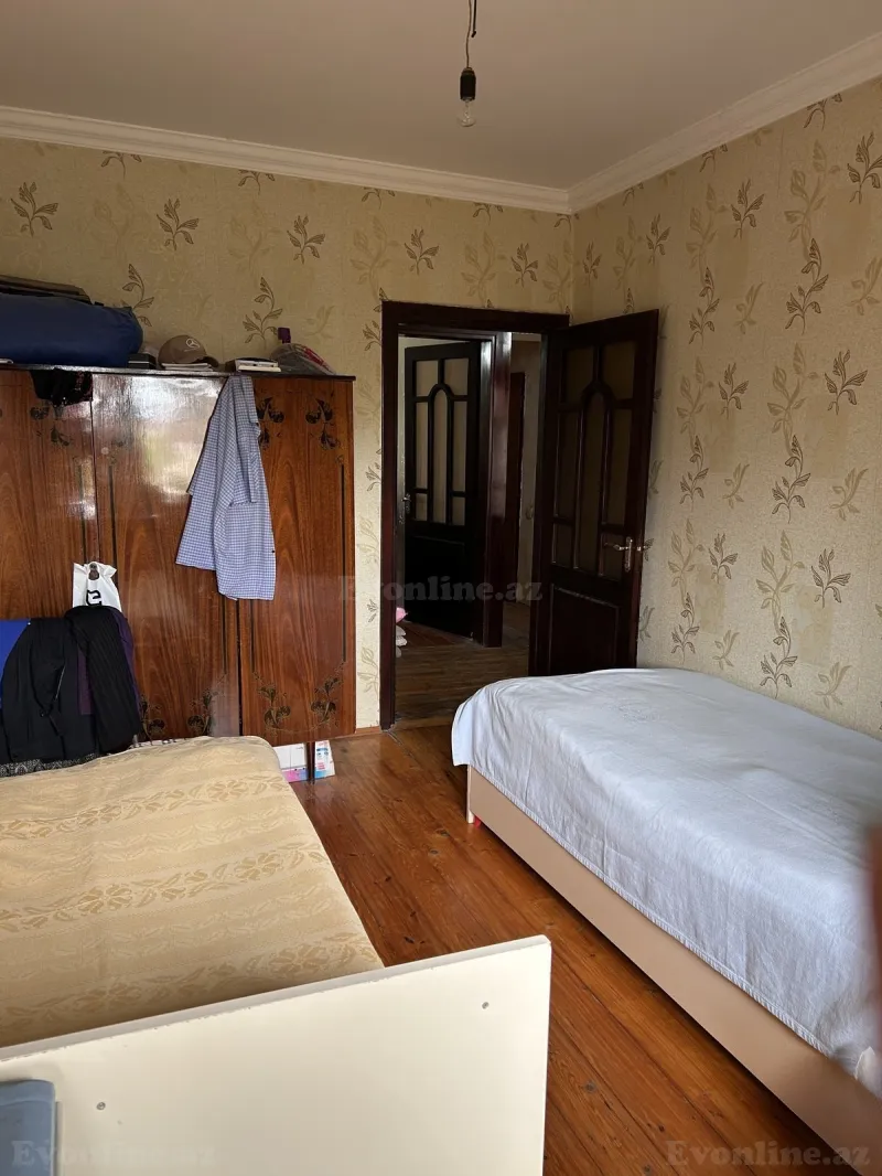 Satılır 3 otaqlı Mənzil Köhnə tikili 648 m² Ceyranbatan - şəkil 2