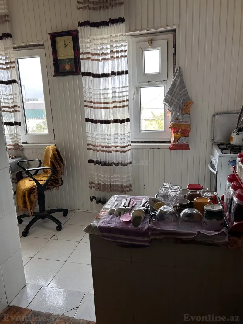 Satılır 3 otaqlı Mənzil Köhnə tikili 648 m² Ceyranbatan - şəkil 12