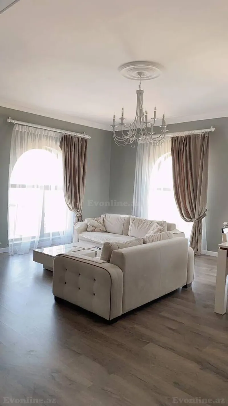 Kirayə verilir 3 otaqlı Mənzil Yeni tikili 100 m² Bayıl