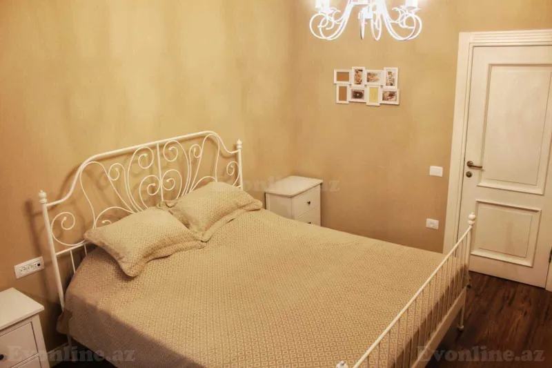 Kirayə verilir 2 otaqlı Mənzil Köhnə tikili 85 m² Səbail r. - şəkil 6