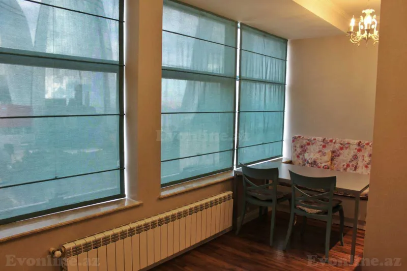Kirayə verilir 2 otaqlı Mənzil Köhnə tikili 85 m² Səbail r. - şəkil 20