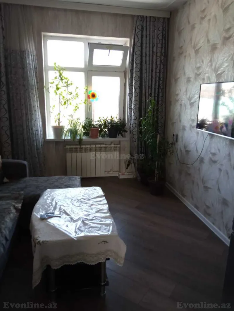 Satılır 4 otaqlı Mənzil Köhnə tikili 74 m² Biləcəri - şəkil 2
