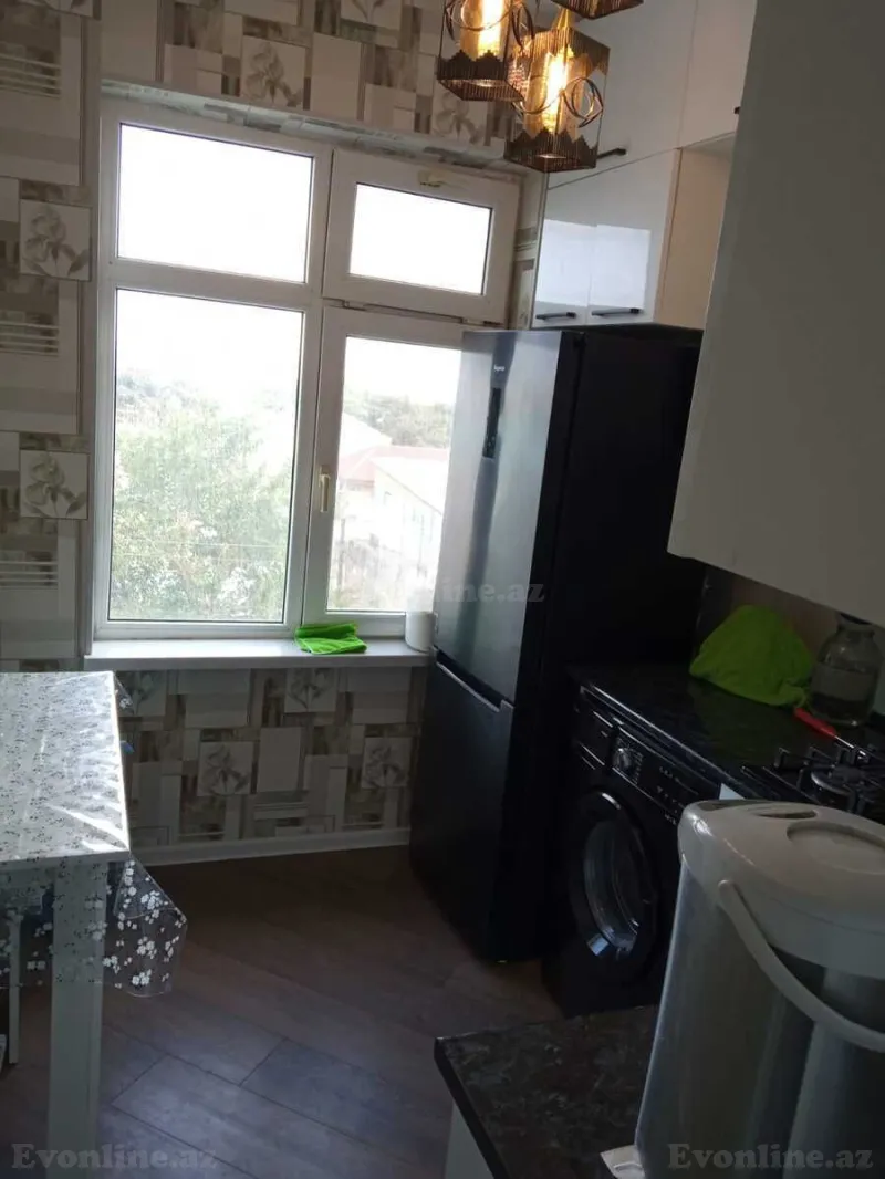 Satılır 4 otaqlı Mənzil Köhnə tikili 74 m² Biləcəri - şəkil 3