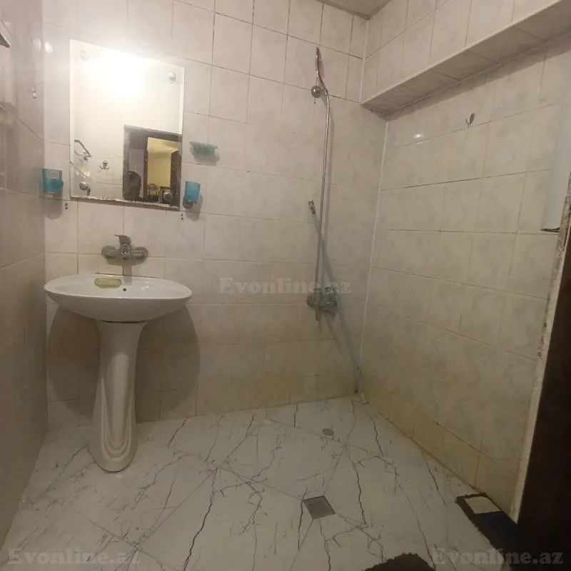 Kirayə verilir 2 otaqlı Mənzil Köhnə tikili 80 m² Elmlər Akademiyası m. - şəkil 8