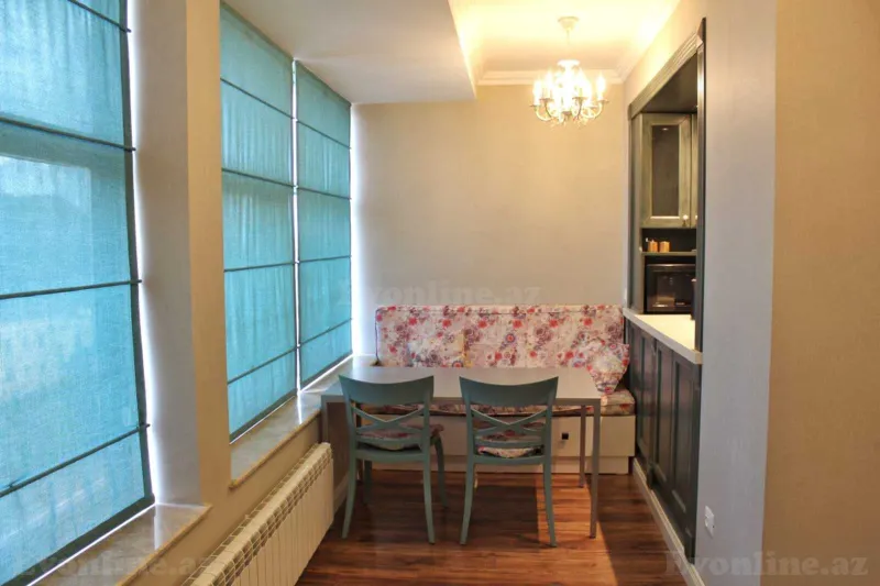 Kirayə verilir 2 otaqlı Mənzil Köhnə tikili 75 m² Səbail r. - şəkil 12
