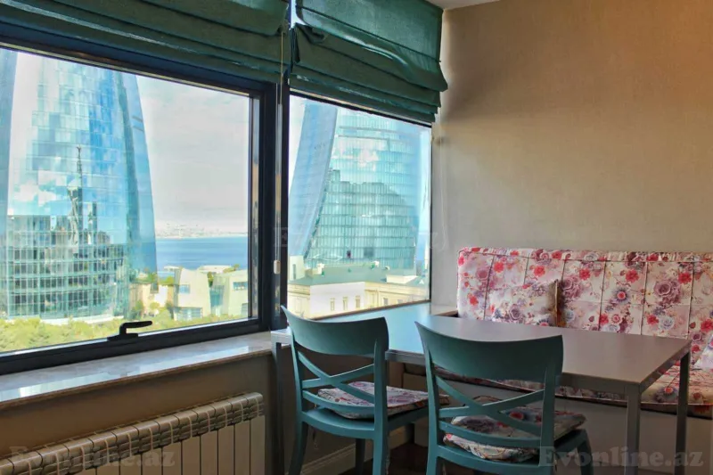 Kirayə verilir 2 otaqlı Mənzil Köhnə tikili 75 m² Səbail r. - şəkil 13