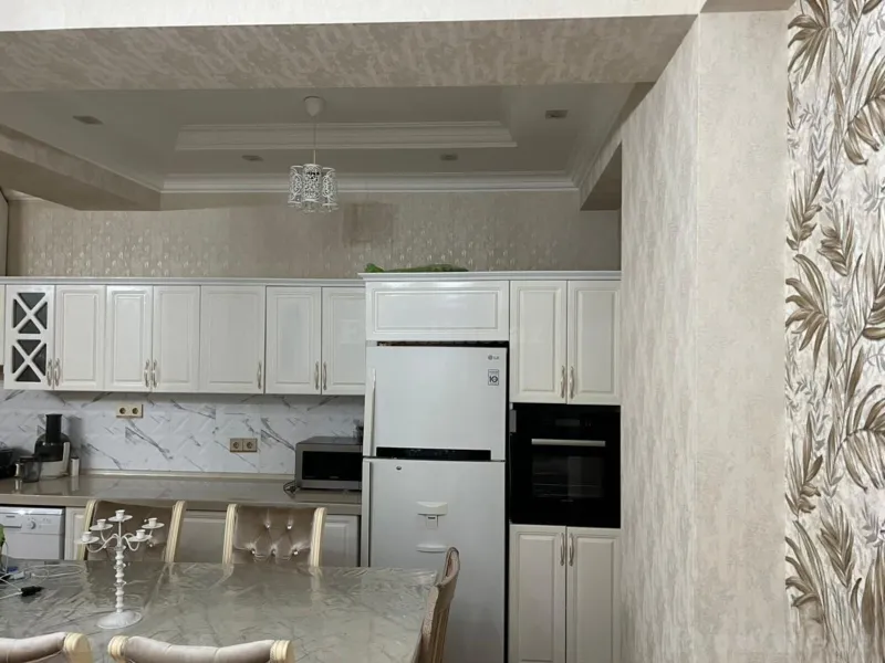 Kirayə verilir 3 otaqlı Mənzil Yeni tikili 110 m² Nərimanov r. - şəkil 5