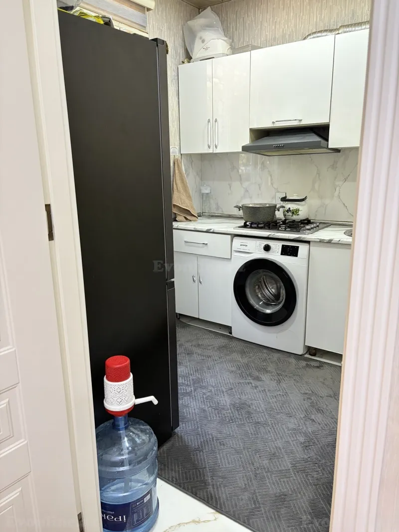 Satılır 2 otaqlı Mənzil Köhnə tikili 55 m² Memar Əcəmi m. - şəkil 7