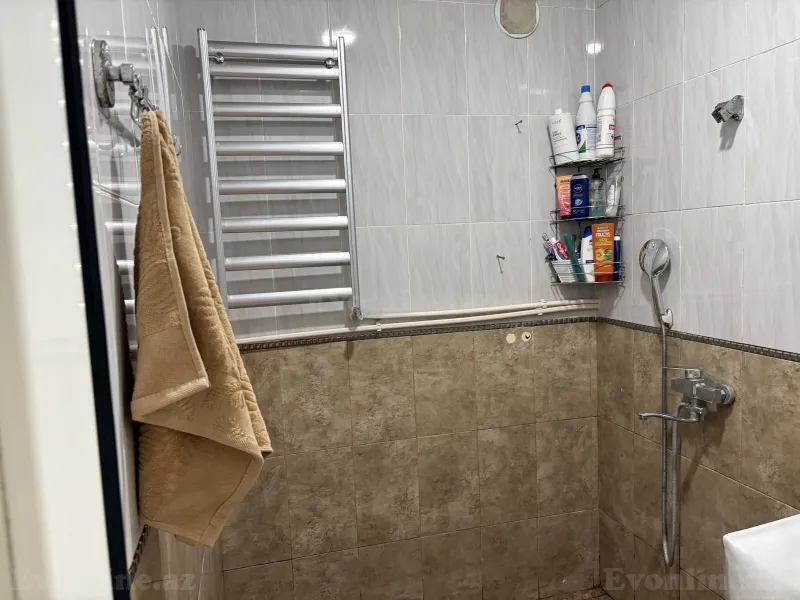 Satılır 2 otaqlı Mənzil Köhnə tikili 55 m² Memar Əcəmi m. - şəkil 20