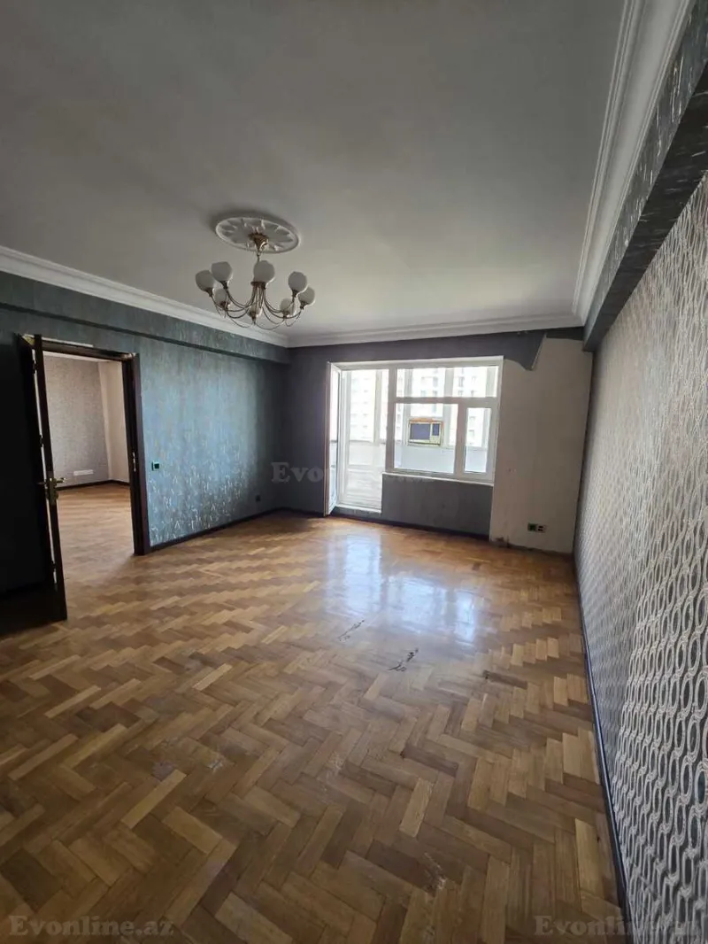 Satılır 5 otaqlı Mənzil Köhnə tikili 170 m² Nizami m. - şəkil 5